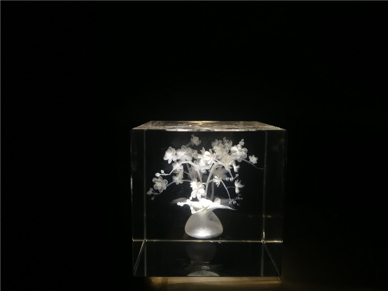 Grabado de vidrio 3d con fuente fría de láser UV